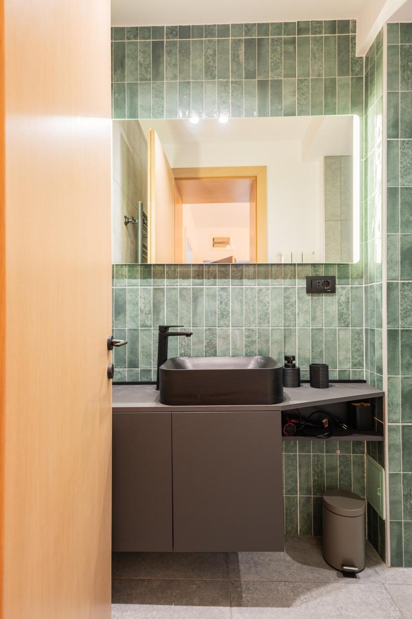 Fun House - Comfortable Stay With Garden And Near Parking 브라쇼브 외부 사진